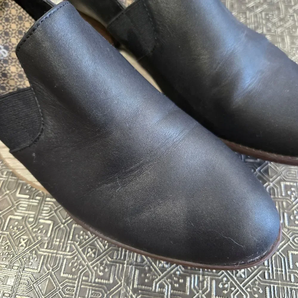 🐢 Revere Budapest Women's Shootie Boot Size 10